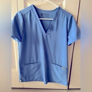 Casma Three Pocket Scrub Top